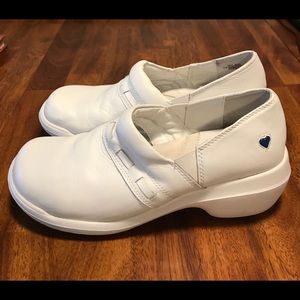 Nurse Mates Nelly  shoes size 9M